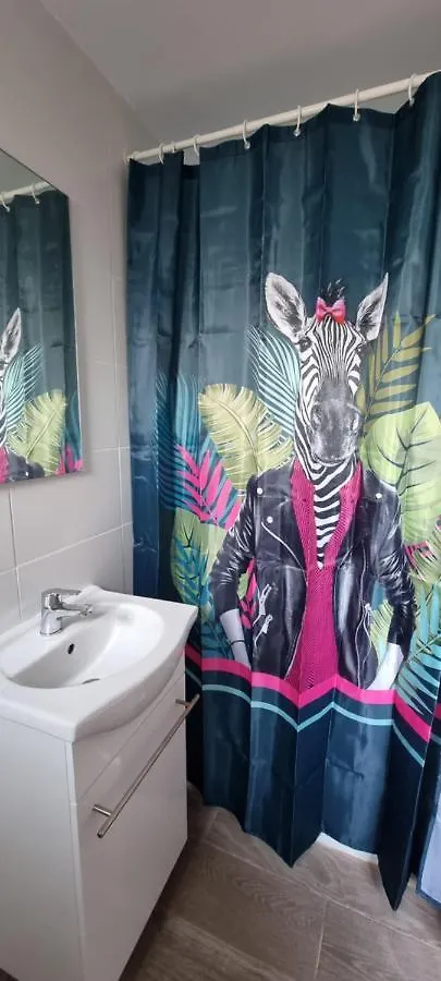 סאלו Hostal La Cabana בית הארחה