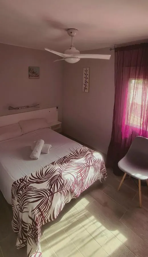Hostal La Cabana Salou Guest house