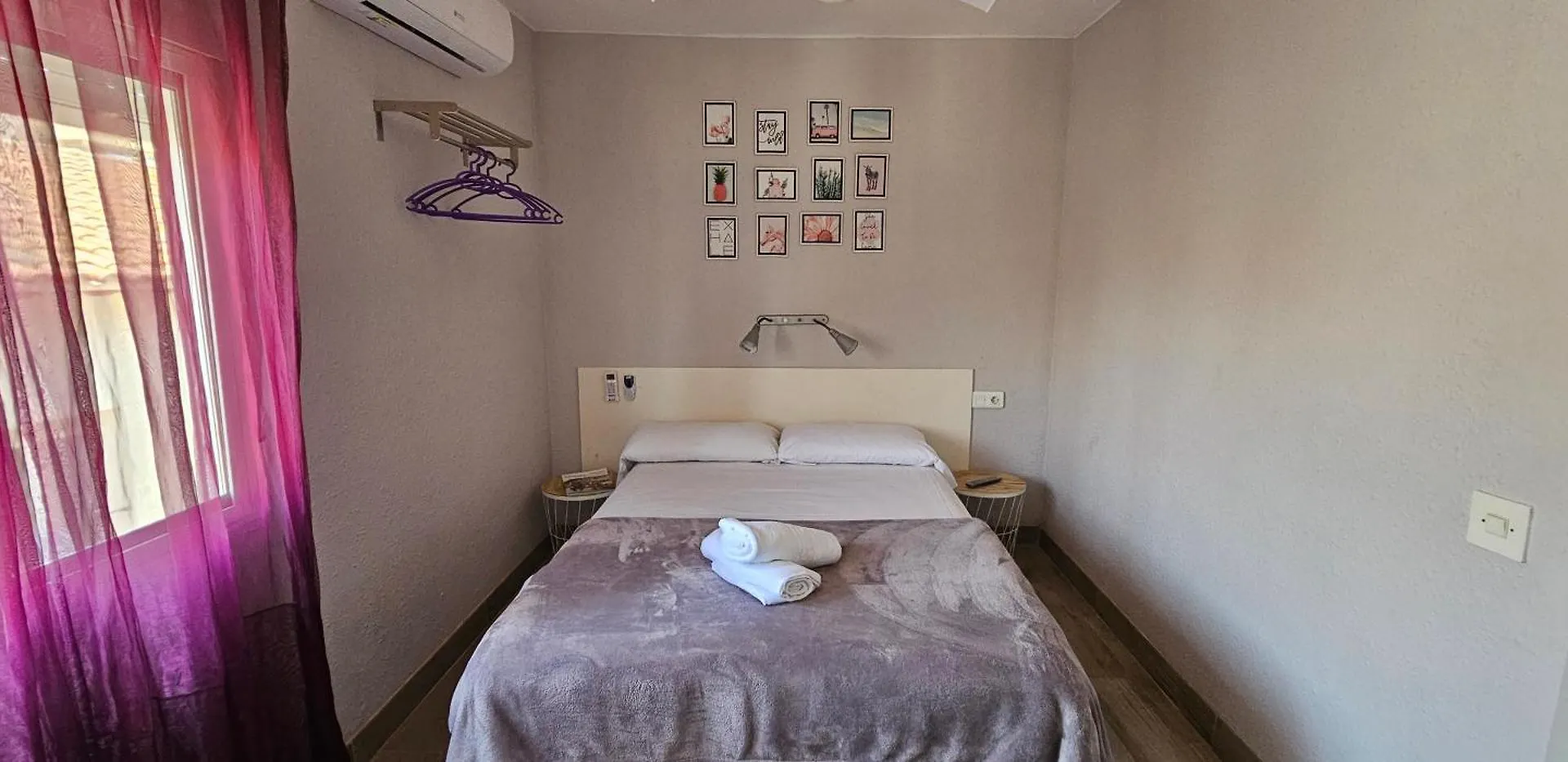 ** Guest house Hostal La Cabana Salou Spain